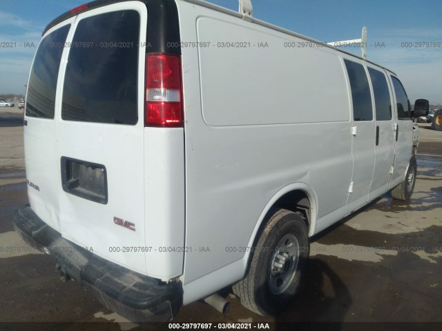 Photo 3 VIN: 1GTW7BFF1H1105049 - GMC SAVANA CARGO VAN 