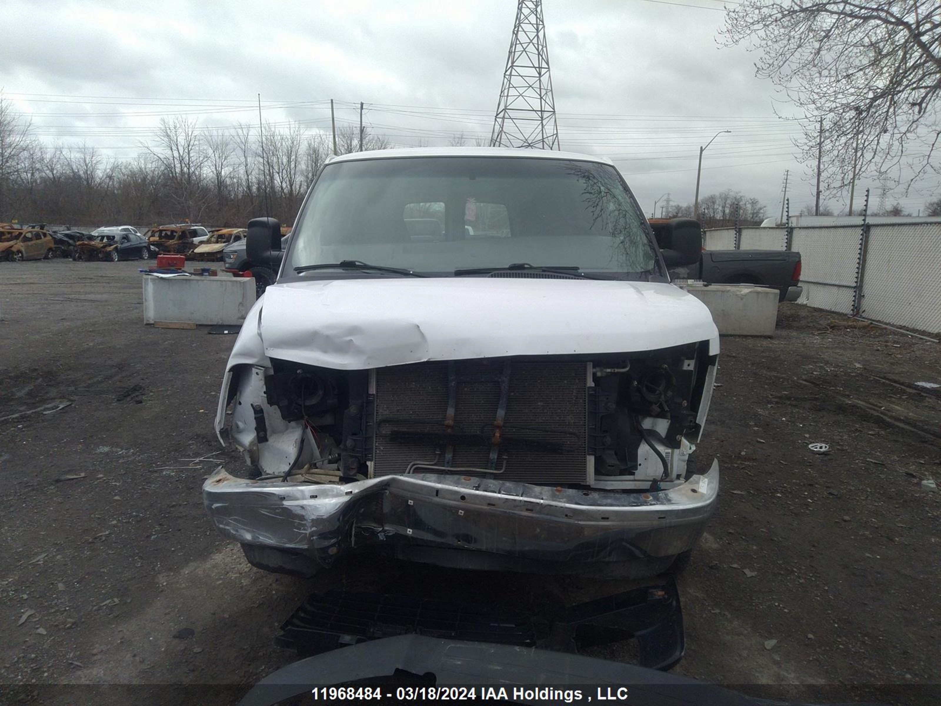 Photo 12 VIN: 1GTW7BFF6H1108819 - GMC SAVANA 