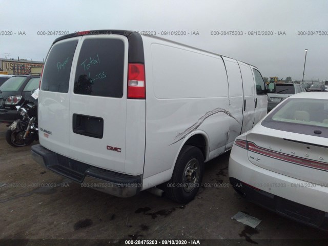 Photo 3 VIN: 1GTW7BFFXH1330828 - GMC SAVANA CARGO VAN 