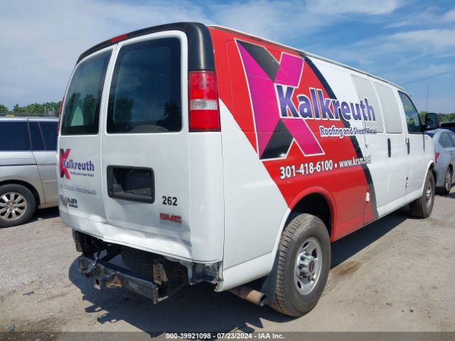 Photo 3 VIN: 1GTW7BFG7G1163805 - GMC SAVANA 