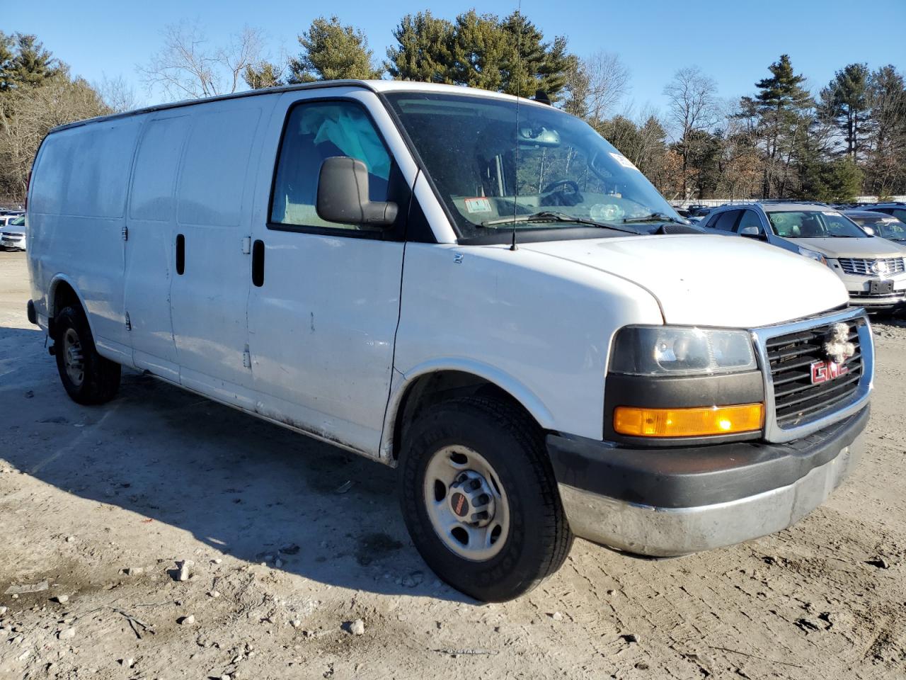 Photo 3 VIN: 1GTW7BFP1K1179135 - GMC SAVANA 