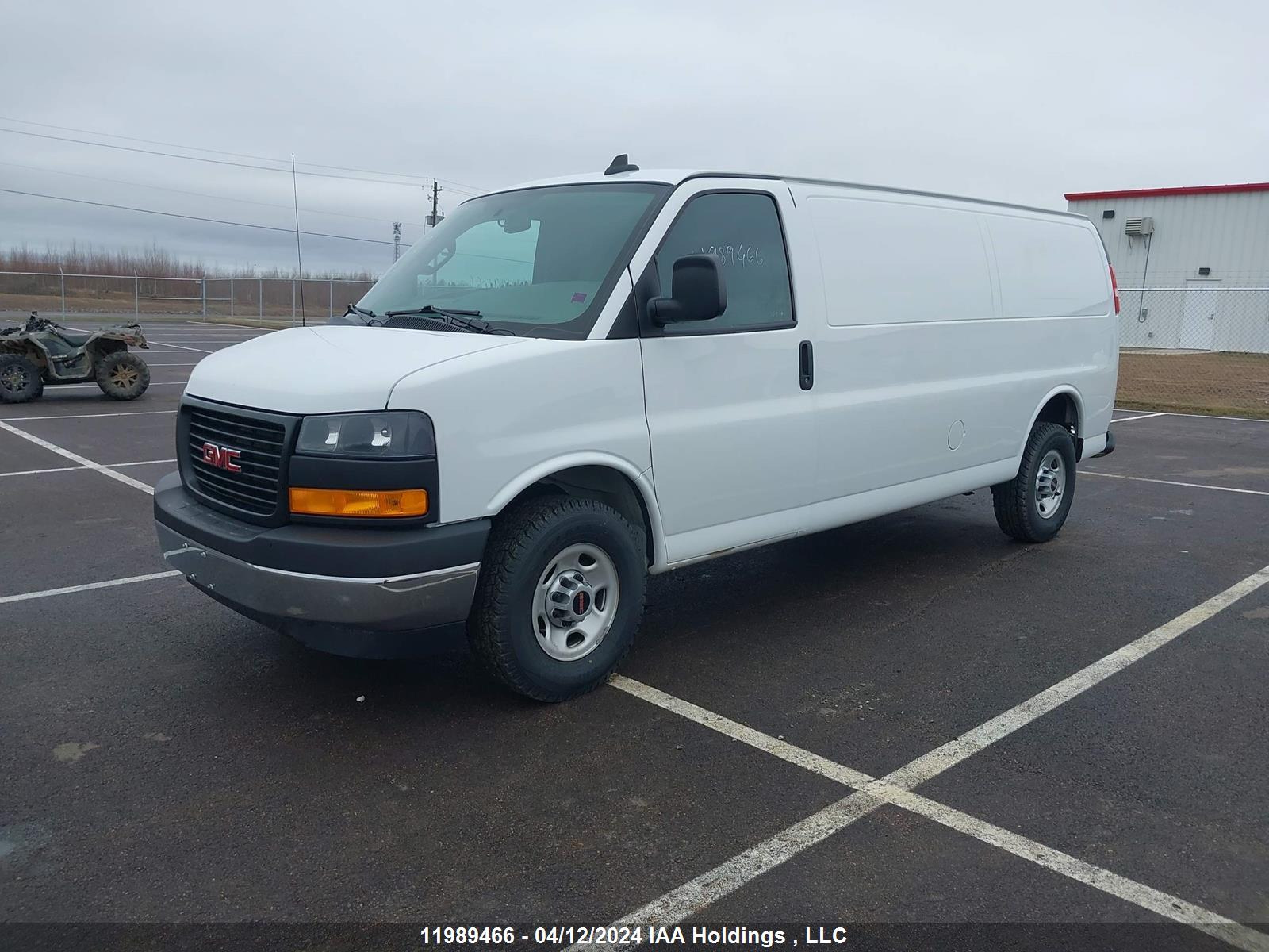 Photo 1 VIN: 1GTW7BFP3M1147807 - GMC SAVANA 