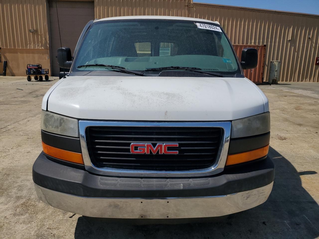 Photo 4 VIN: 1GTW7FCA0E1905045 - GMC SAVANA 