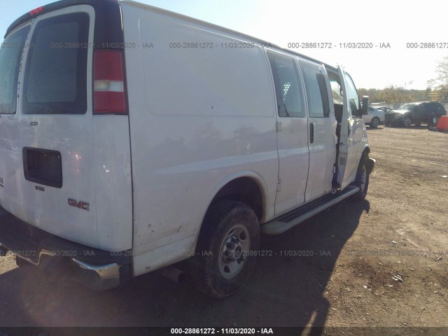 Photo 3 VIN: 1GTW7FCA0E1915378 - GMC SAVANA CARGO VAN 