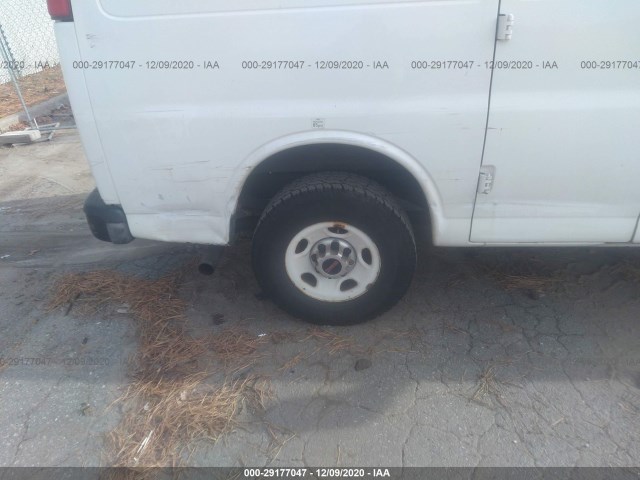 Photo 5 VIN: 1GTW7FCA1B1100103 - GMC SAVANA CARGO VAN 