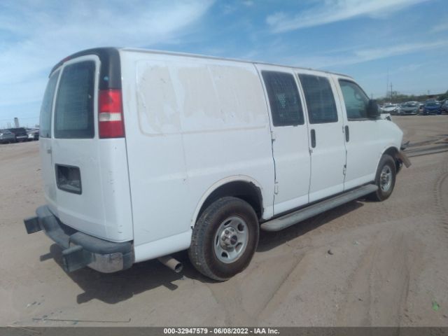 Photo 3 VIN: 1GTW7FCA2E1908562 - GMC SAVANA CARGO VAN 