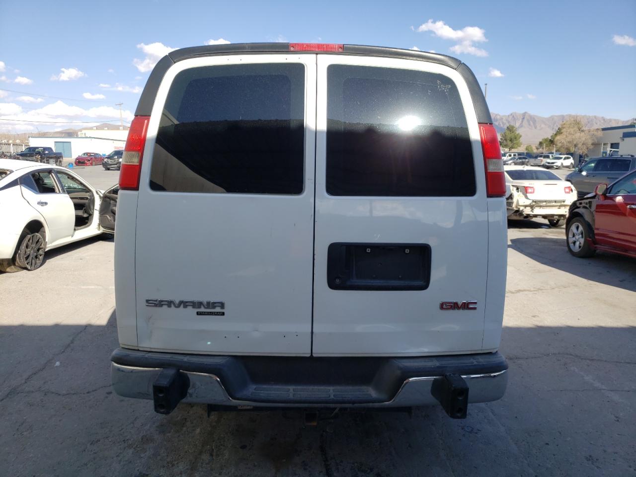 Photo 6 VIN: 1GTW7FCA3E1909719 - GMC SAVANA 