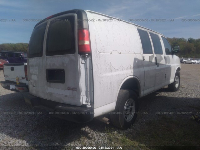 Photo 3 VIN: 1GTW7FCA4B1183588 - GMC SAVANA CARGO VAN 