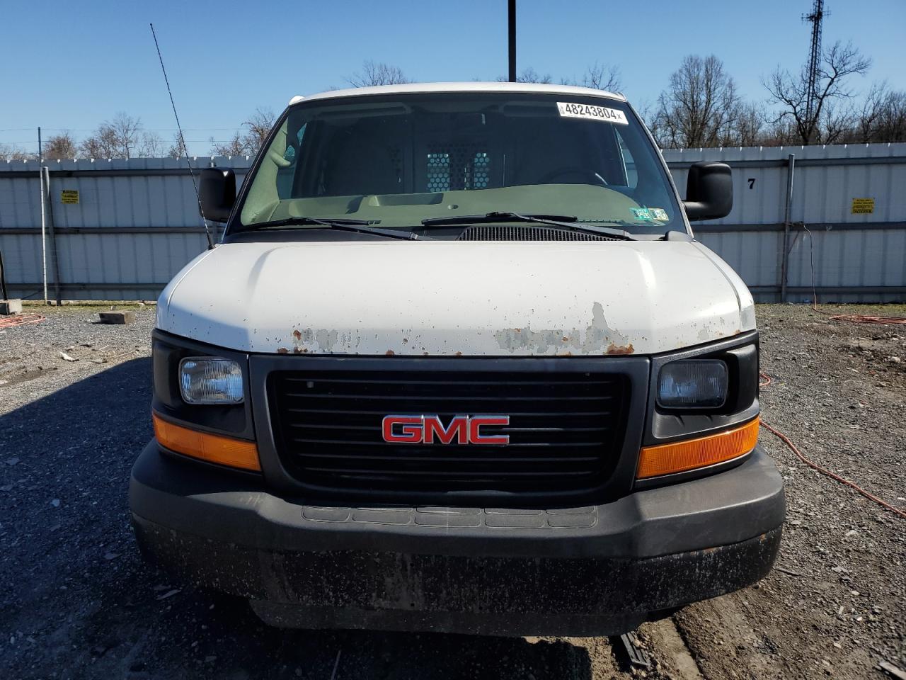 Photo 4 VIN: 1GTW7FCA4C1145747 - GMC SAVANA 