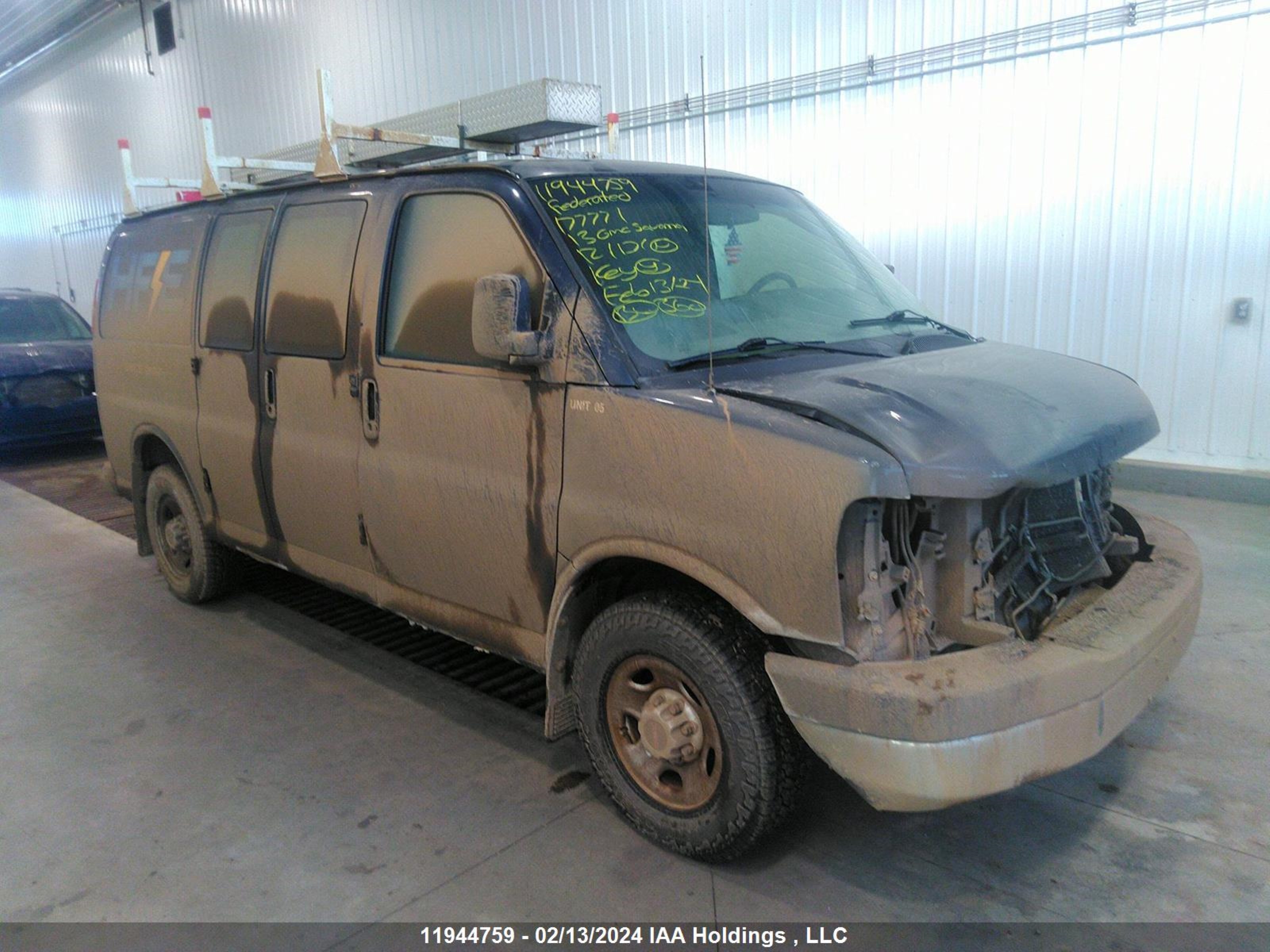 Photo 0 VIN: 1GTW7FCA5D1177771 - GMC SAVANA 