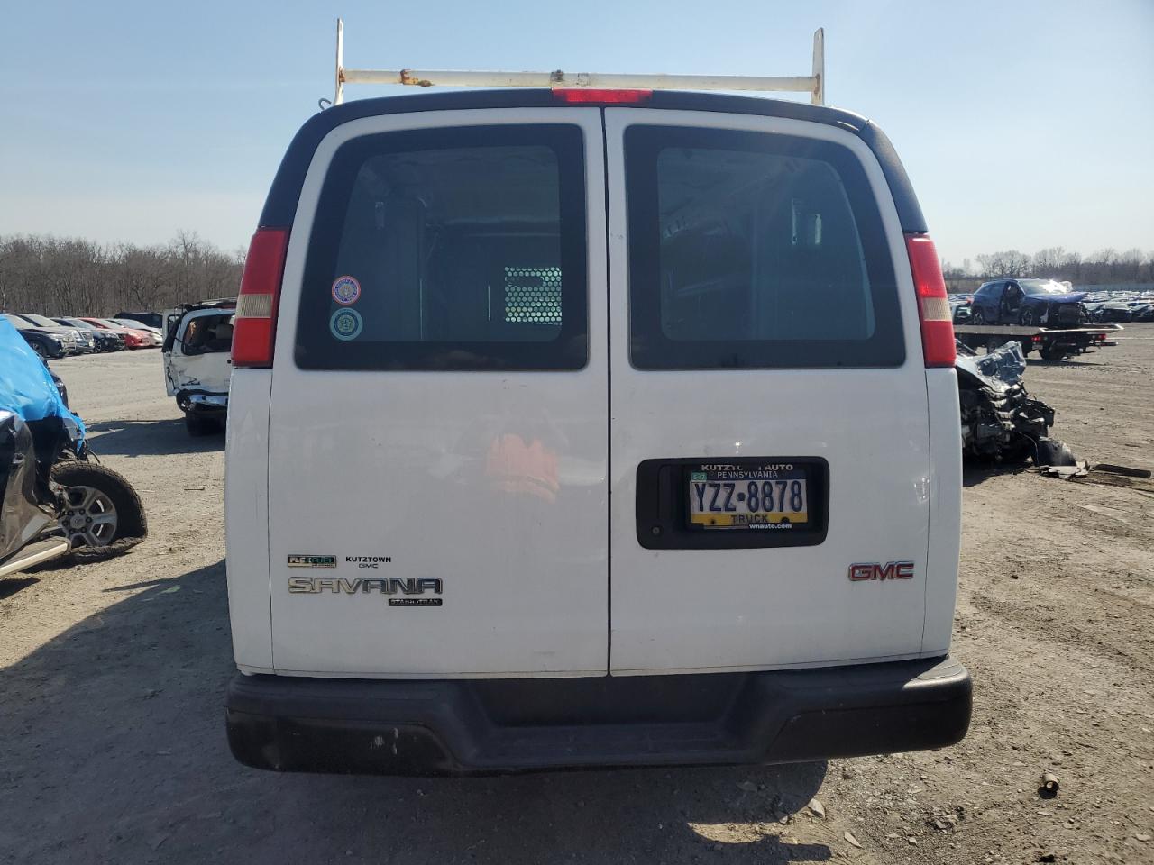 Photo 5 VIN: 1GTW7FCA7B1143764 - GMC SAVANA 