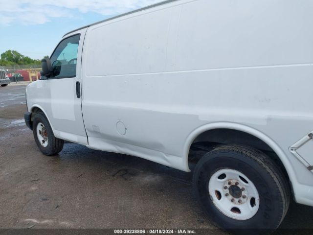 Photo 5 VIN: 1GTW7FCA8C1140857 - GMC SAVANA 2500 