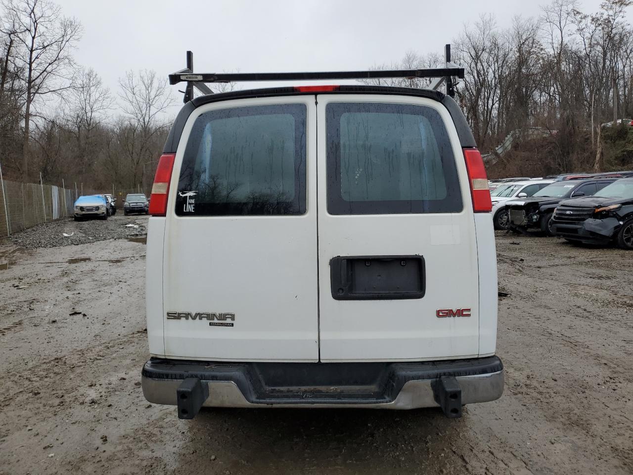 Photo 5 VIN: 1GTW7FCA9E1903987 - GMC SAVANA 