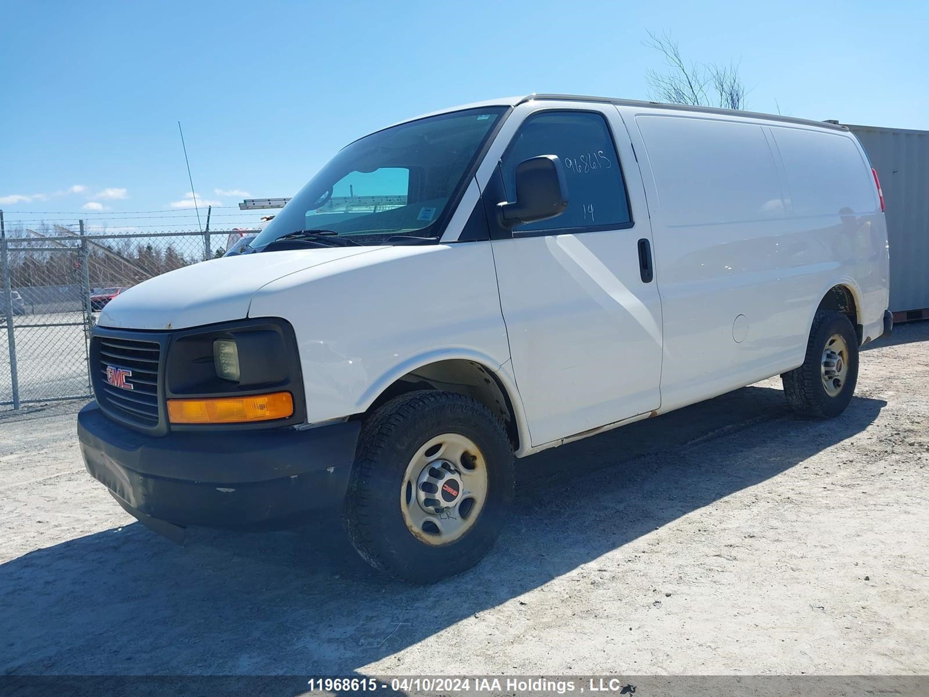 Photo 1 VIN: 1GTW7FCAXE1155721 - GMC SAVANA 