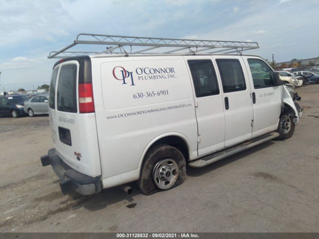 Photo 3 VIN: 1GTW7FCAXE1906302 - GMC SAVANA CARGO VAN 