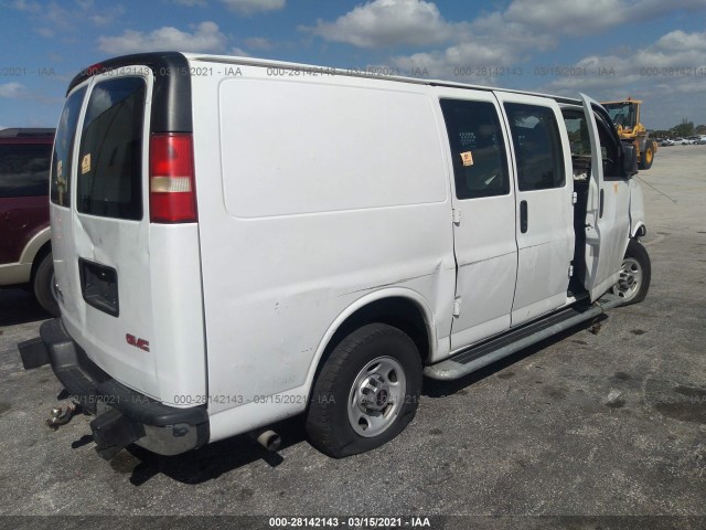 Photo 3 VIN: 1GTW7FCFXF1904241 - GMC SAVANA CARGO VAN 