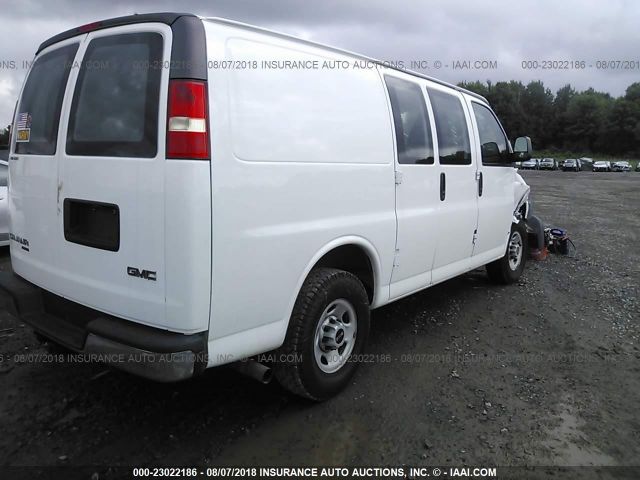 Photo 3 VIN: 1GTW7FCG4E1150423 - GMC SAVANA 2500 