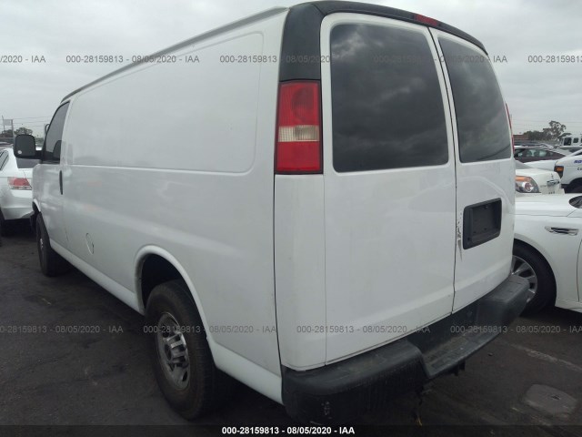 Photo 2 VIN: 1GTW7FCG6B1169373 - GMC SAVANA CARGO VAN 