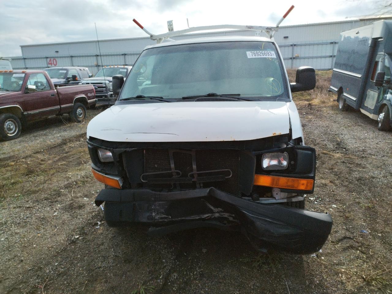 Photo 4 VIN: 1GTW7FCG6C1162280 - GMC SAVANA 