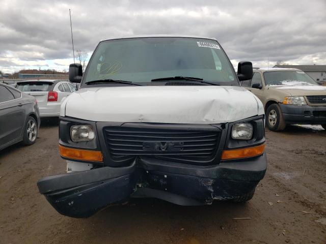 Photo 8 VIN: 1GTW7GCA2B1157805 - GMC SAVANA G25 