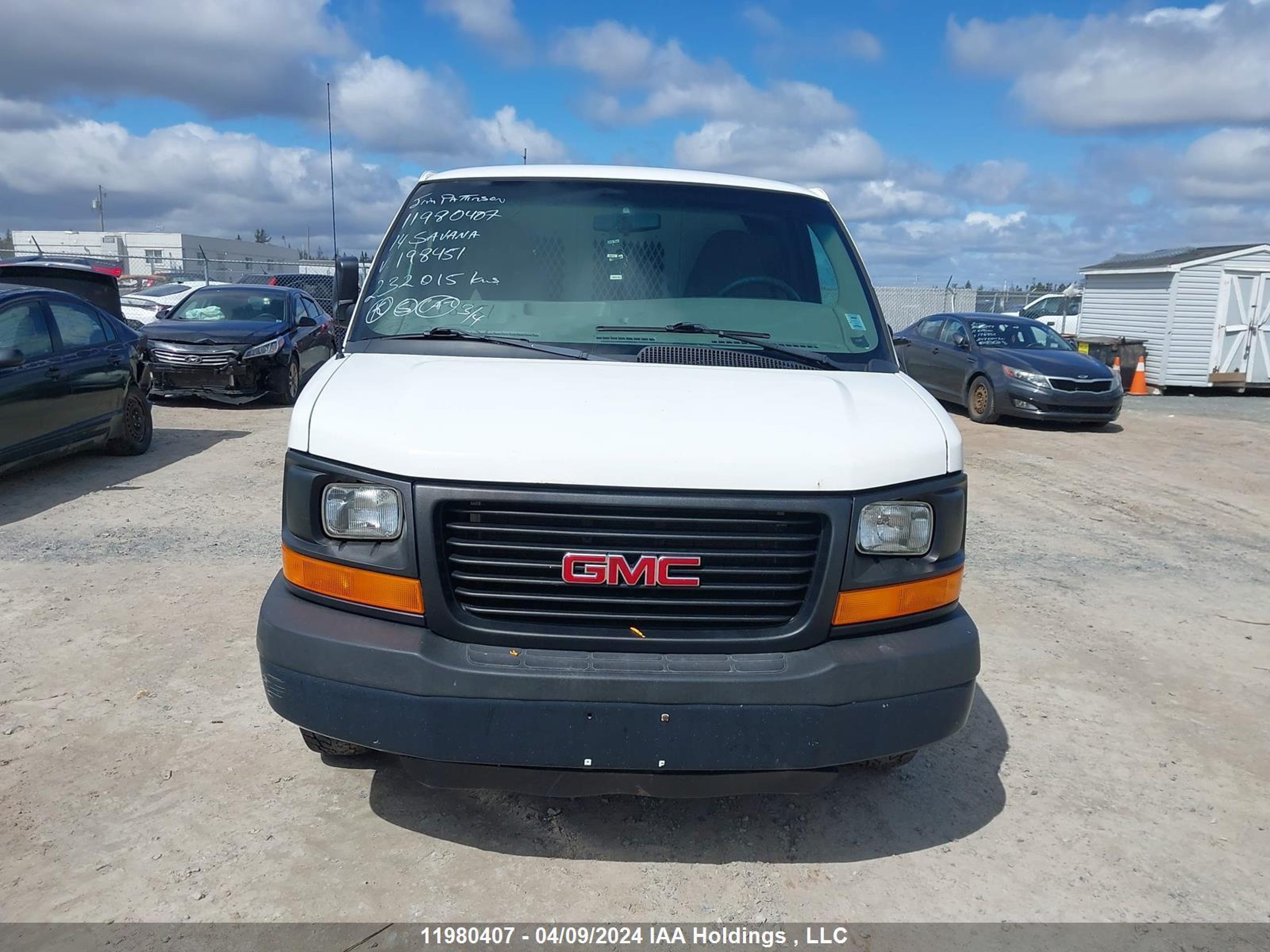 Photo 12 VIN: 1GTW7GCA2E1195877 - GMC SAVANA 