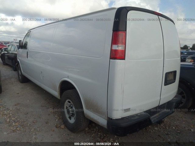 Photo 2 VIN: 1GTW7GCA7B1905755 - GMC SAVANA CARGO VAN 