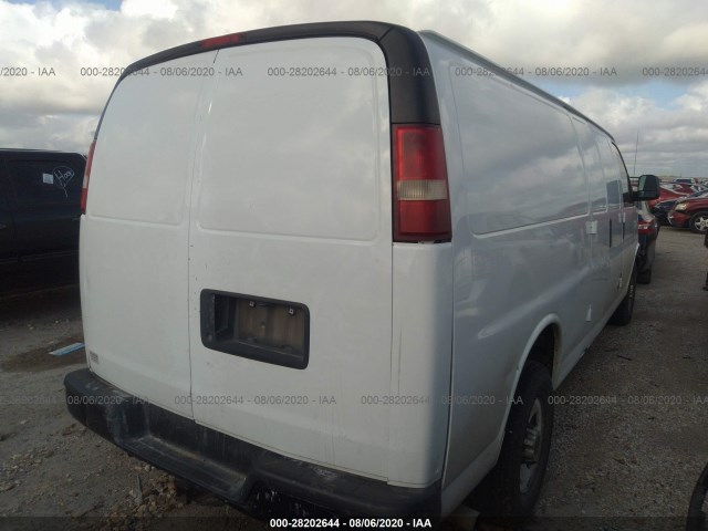 Photo 3 VIN: 1GTW7GCA7B1905755 - GMC SAVANA CARGO VAN 