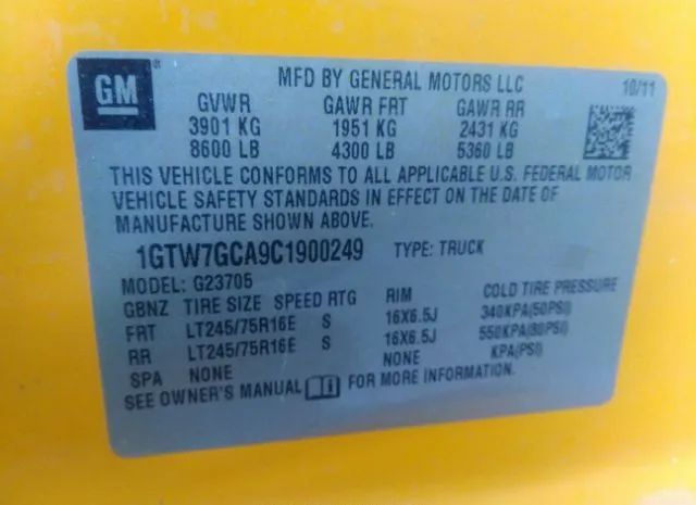 Photo 8 VIN: 1GTW7GCA9C1900249 - GMC SAVANA 