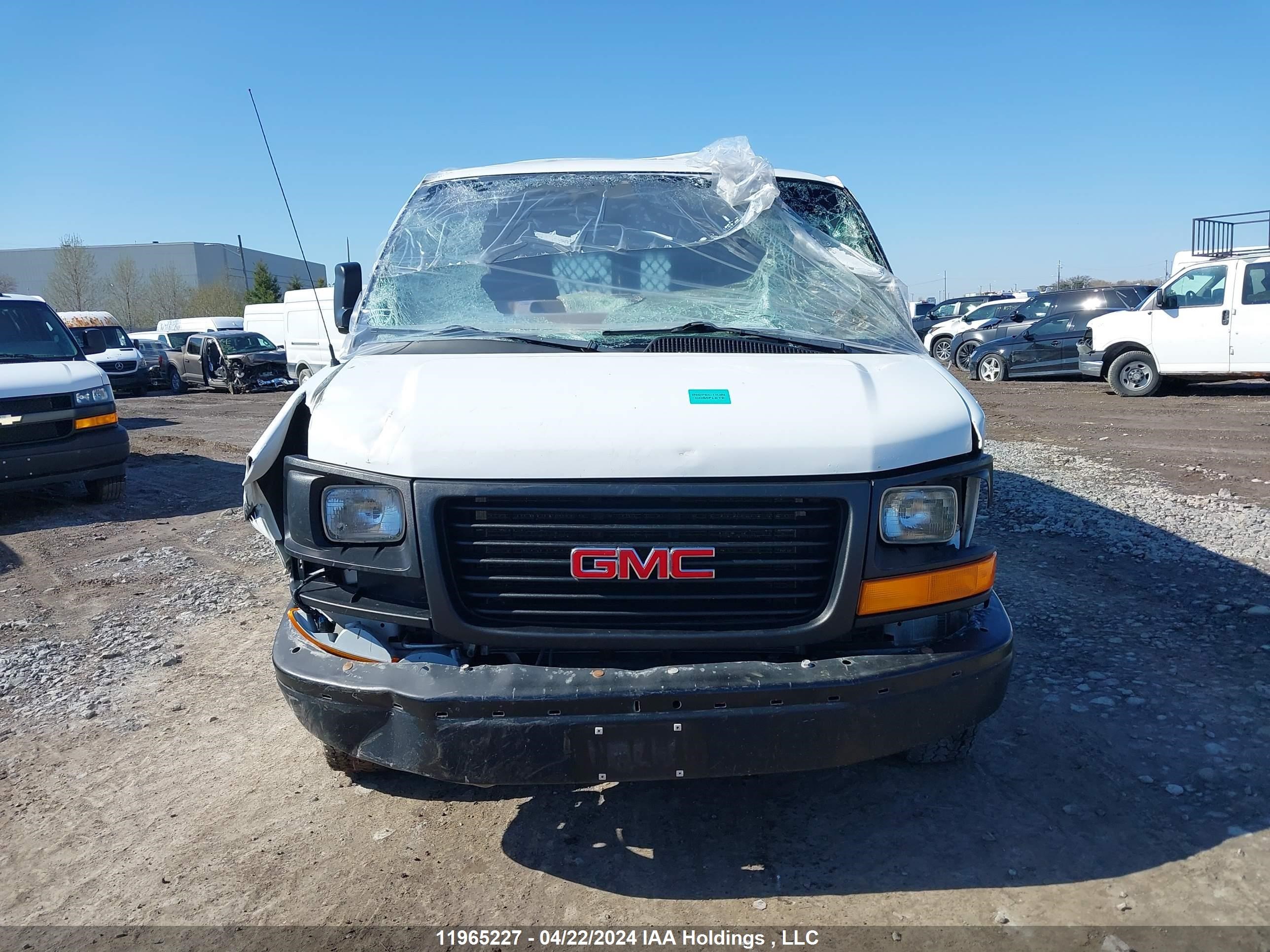 Photo 12 VIN: 1GTW7GCF1F1253460 - GMC SAVANA 