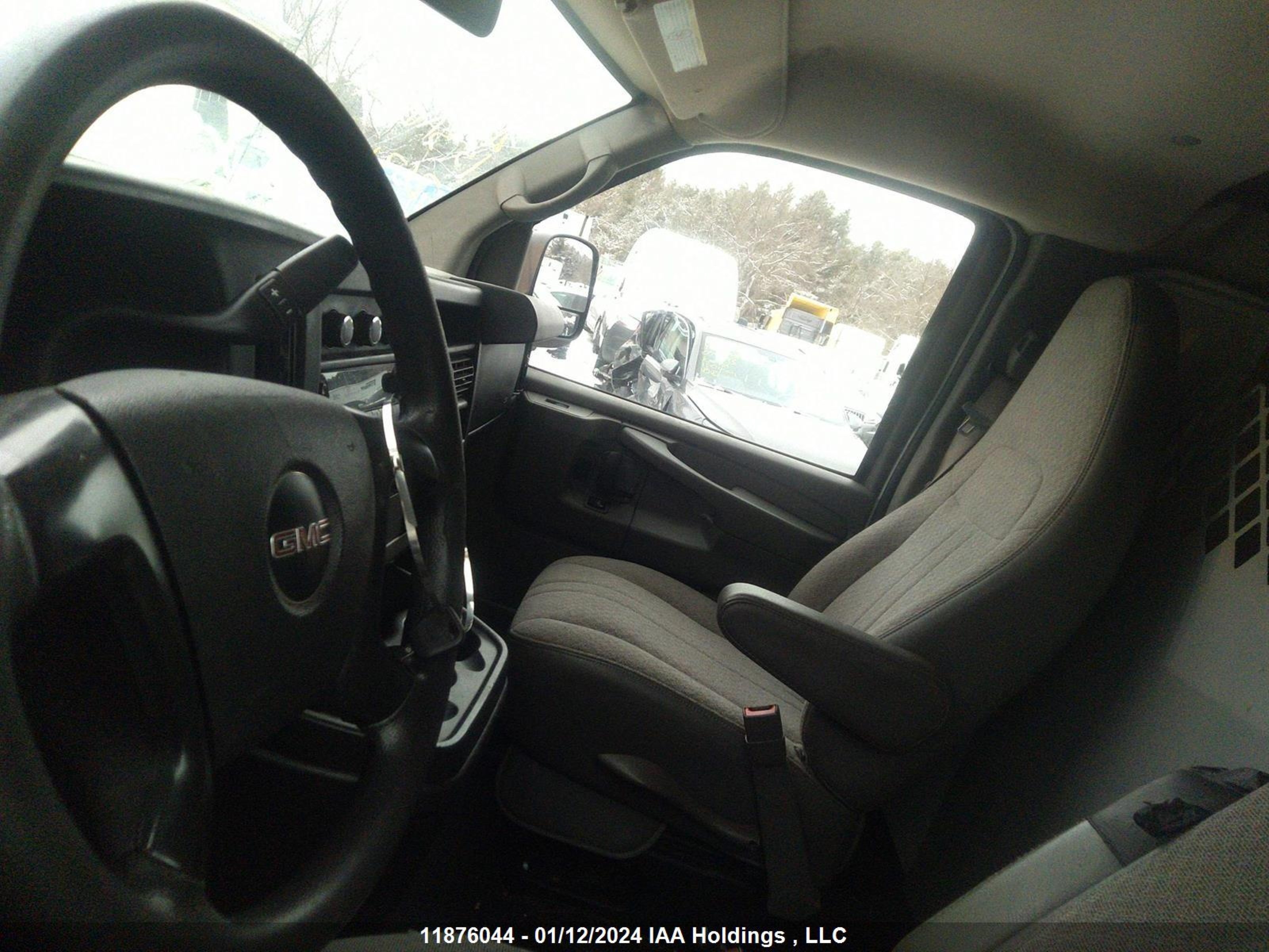 Photo 10 VIN: 1GTW7GCF9F1215328 - GMC SAVANA 