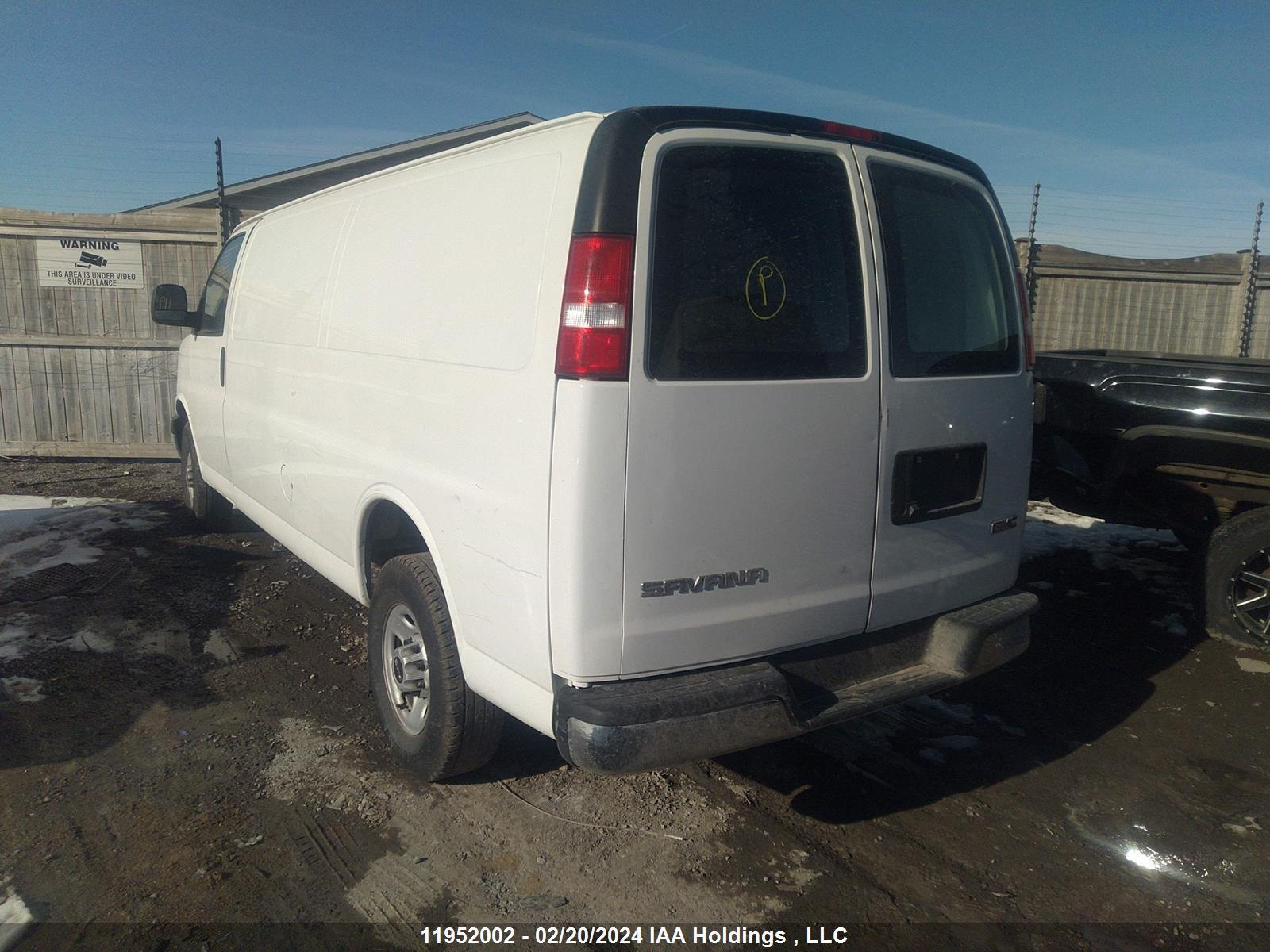 Photo 2 VIN: 1GTZ7HF78M1150329 - GMC SAVANA 