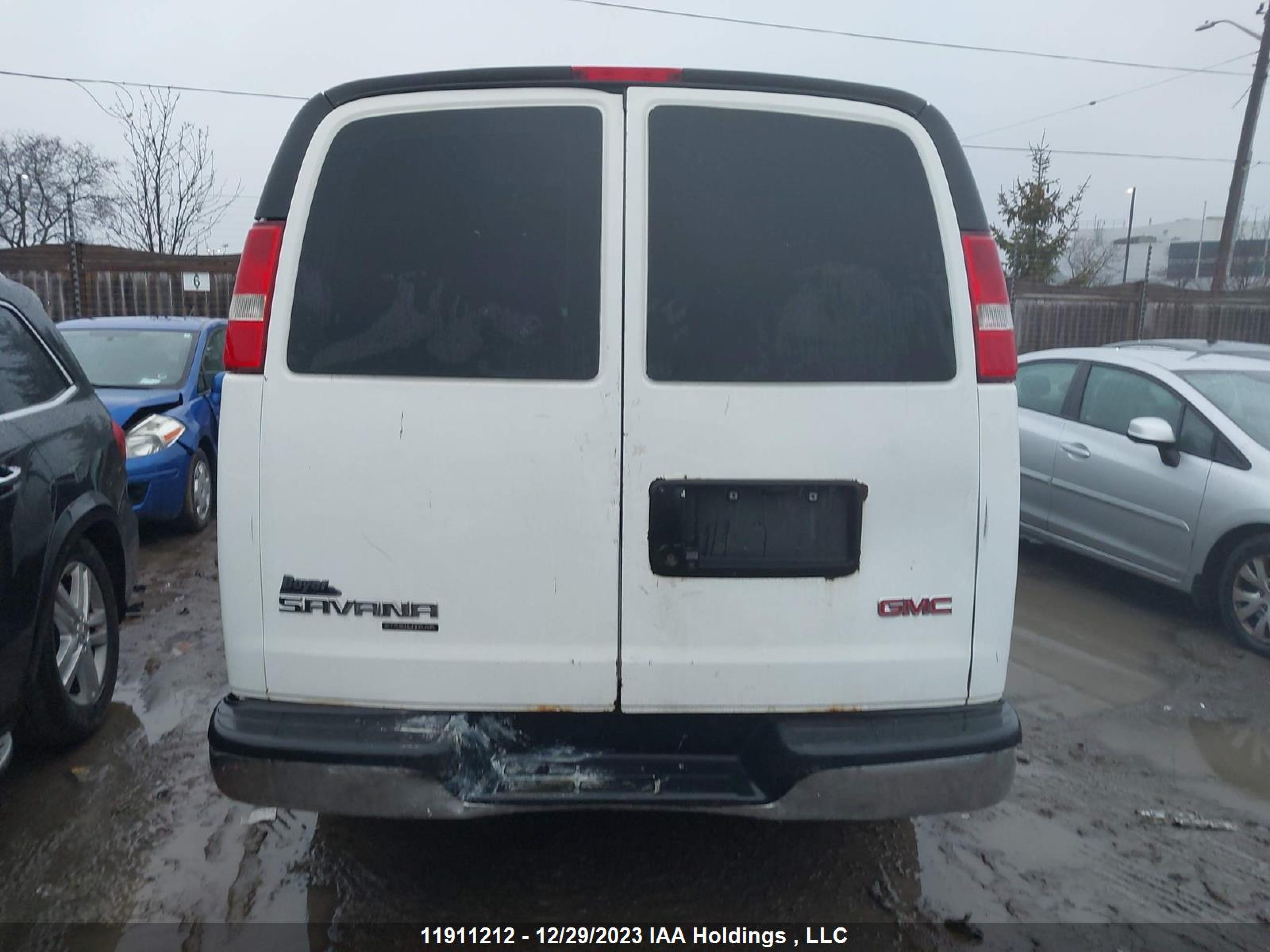 Photo 7 VIN: 1GTZ7HFG9G1146973 - GMC SAVANA 