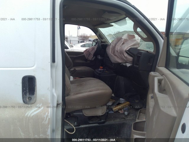 Photo 4 VIN: 1GTZ7HFG9H1136879 - GMC SAVANA CARGO VAN 