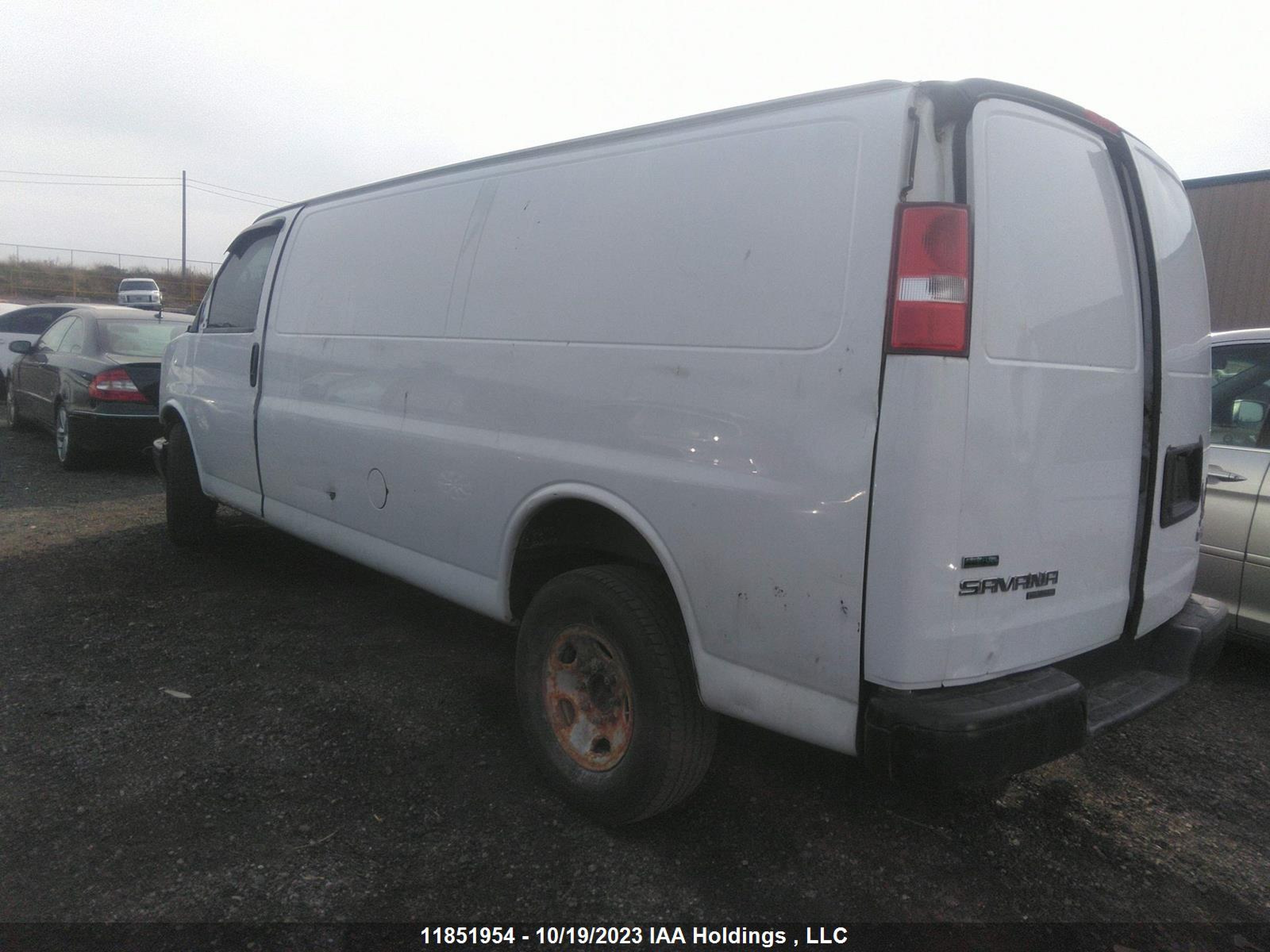 Photo 2 VIN: 1GTZ7UCGXC1160341 - GMC SAVANA 