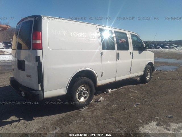 Photo 3 VIN: 1GTZGFAA1A1182929 - GMC SAVANA CARGO VAN 