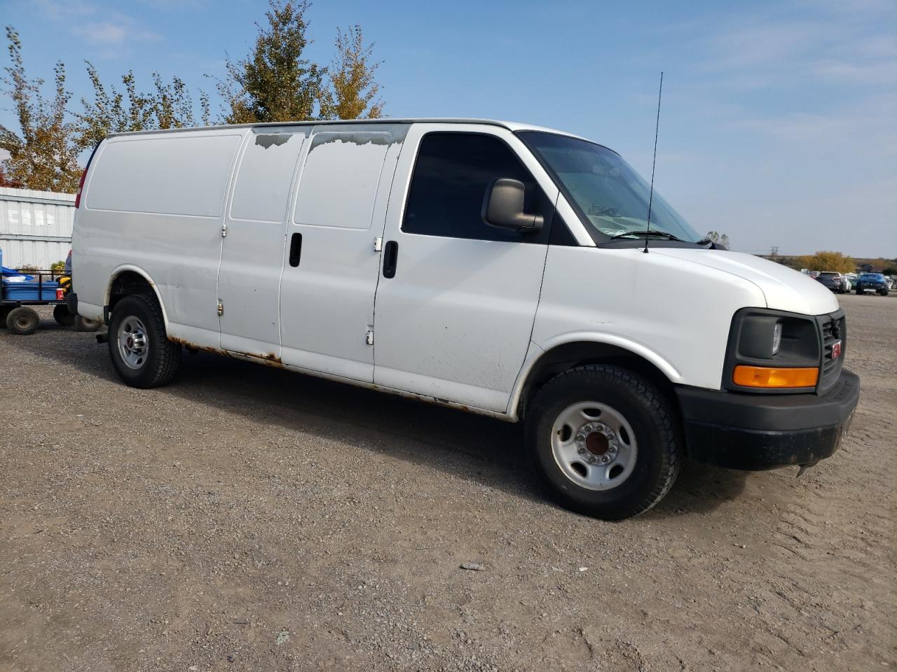 Photo 3 VIN: 1GTZGGBA7A1140396 - GMC SAVANA 