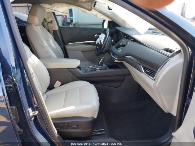 Photo 4 VIN: 1GYAZAR40KF173078 - CADILLAC XT4 