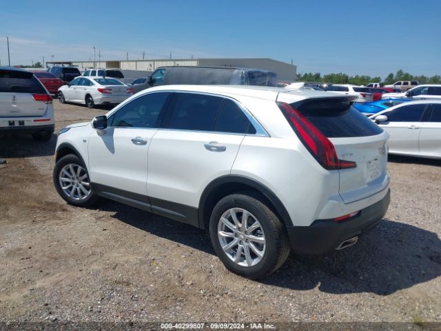 Photo 2 VIN: 1GYAZAR40PF174769 - CADILLAC XT4 