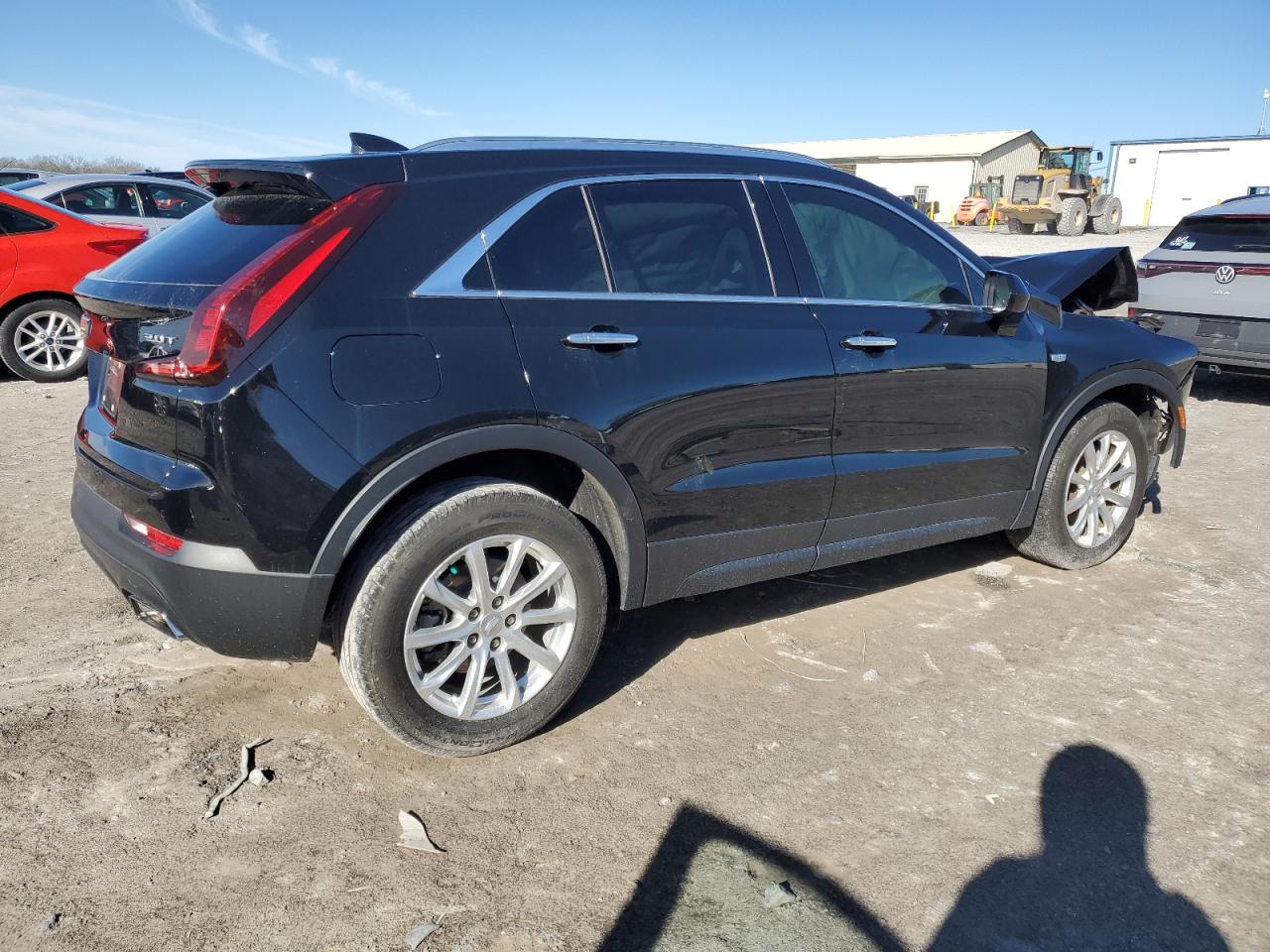 Photo 2 VIN: 1GYAZAR41KF162042 - CADILLAC XT4 