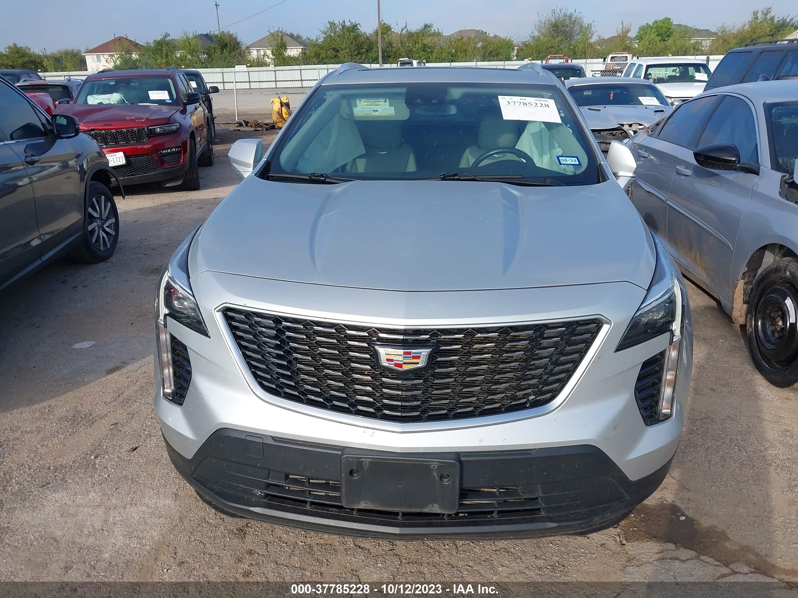 Photo 11 VIN: 1GYAZAR42LF040629 - CADILLAC XT4 