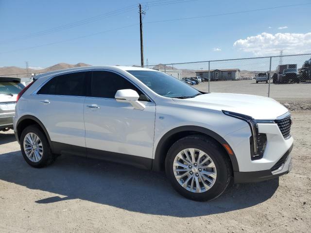 Photo 3 VIN: 1GYAZAR42RF111739 - CADILLAC XT4 LUXURY 