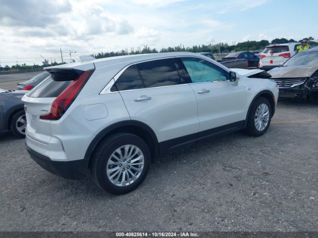 Photo 3 VIN: 1GYAZAR42RF190541 - CADILLAC XT4 