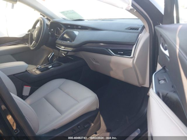 Photo 4 VIN: 1GYAZAR44NF157289 - CADILLAC XT4 