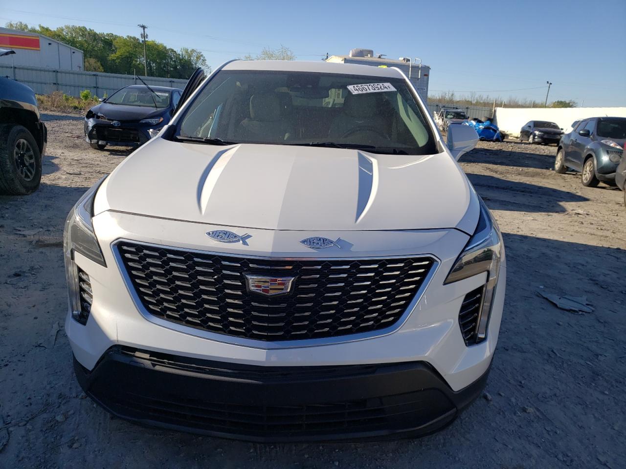 Photo 4 VIN: 1GYAZAR46LF074721 - CADILLAC XT4 