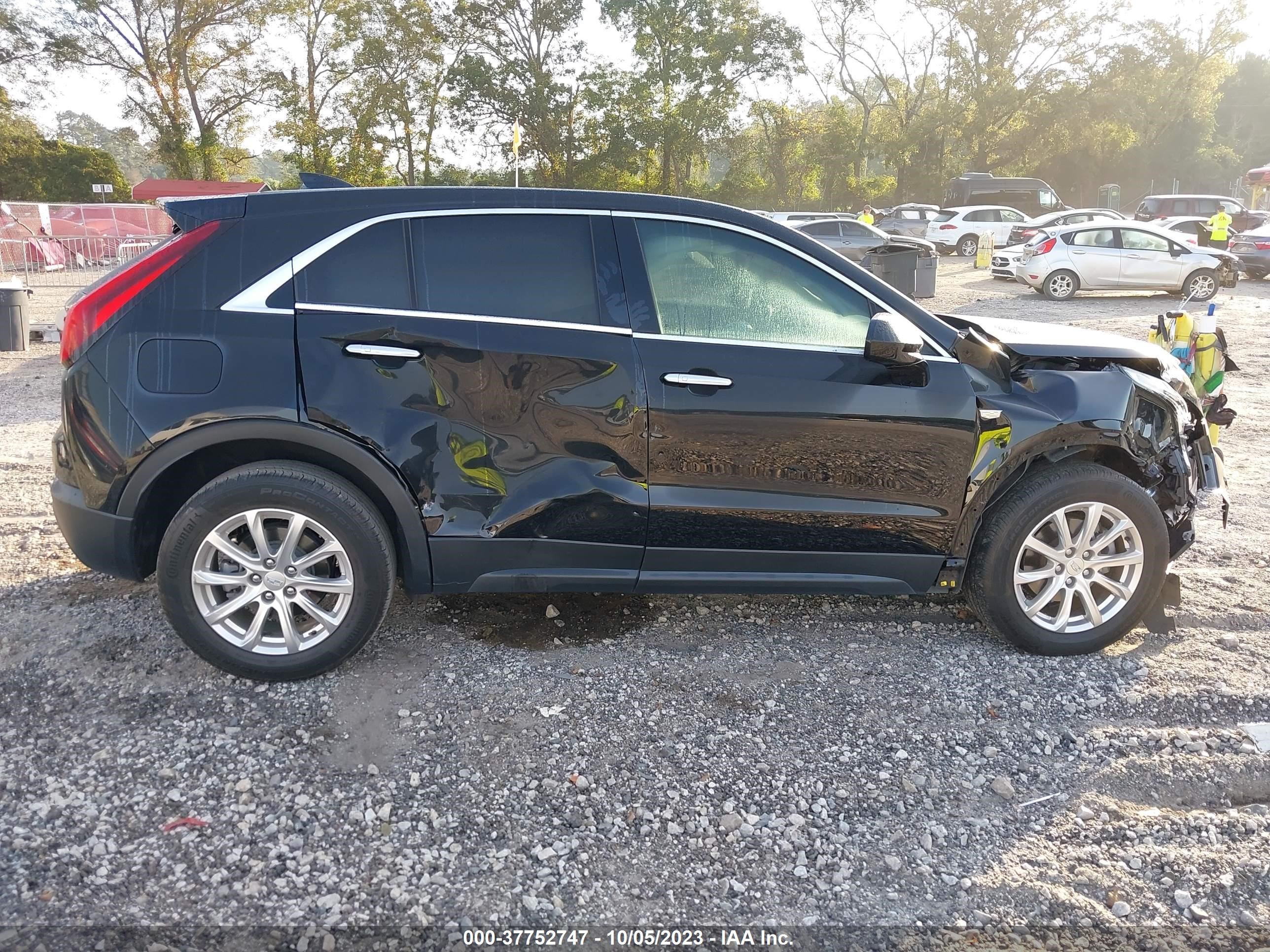 Photo 12 VIN: 1GYAZAR47KF221028 - CADILLAC XT4 