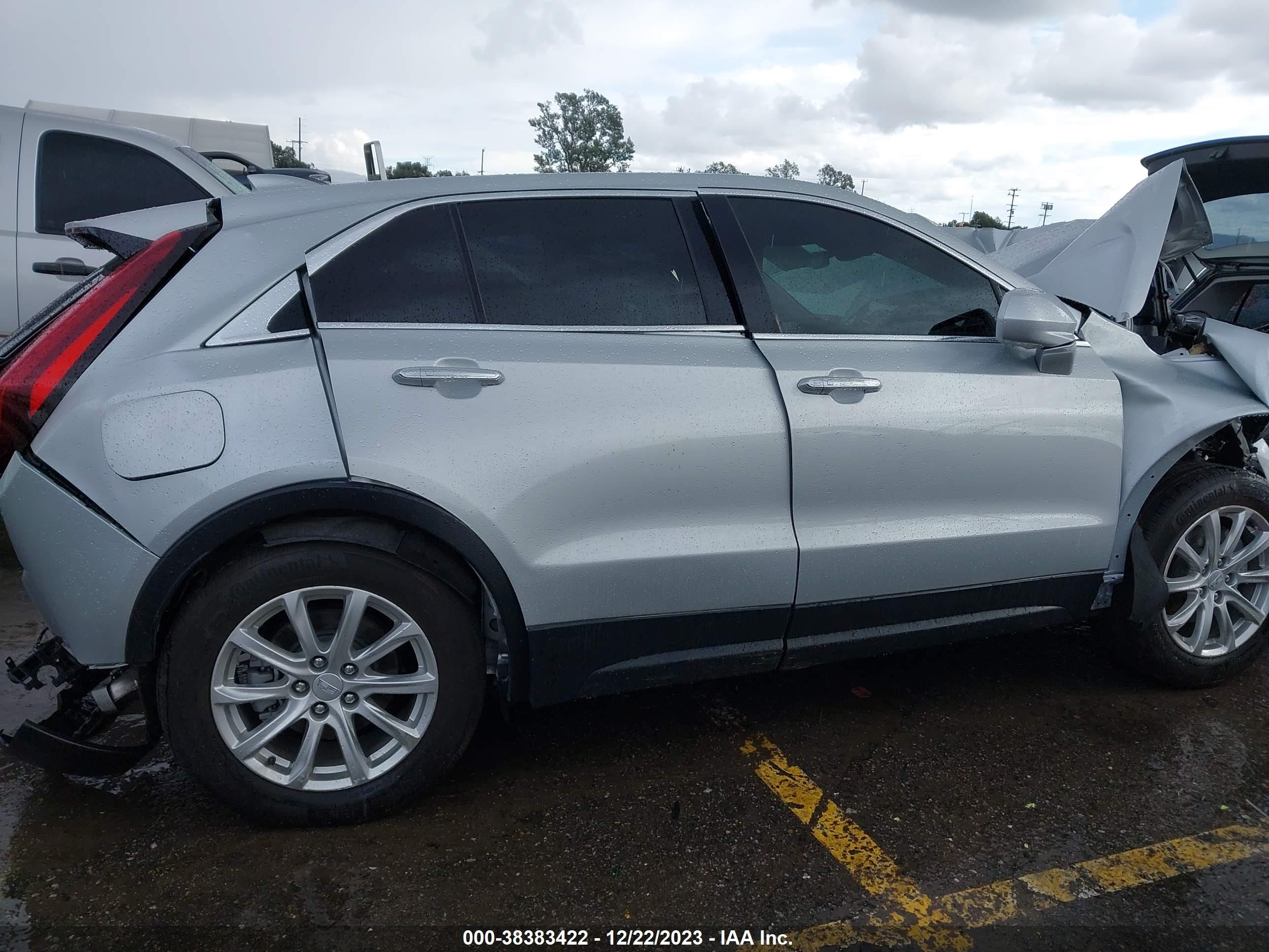 Photo 12 VIN: 1GYAZAR47MF006140 - CADILLAC XT4 