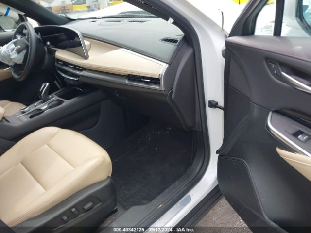 Photo 4 VIN: 1GYAZAR48RF114290 - CADILLAC XT4 