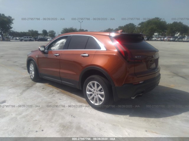 Photo 2 VIN: 1GYAZAR4XKF130366 - CADILLAC XT4 