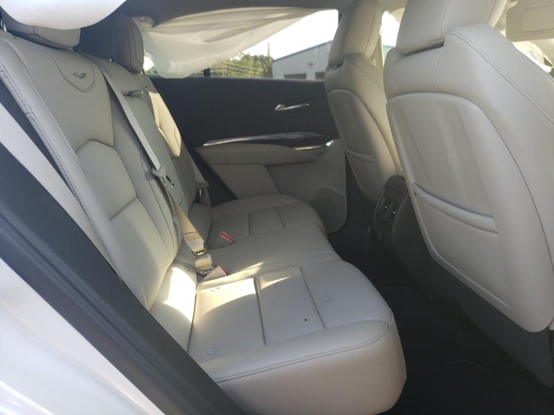 Photo 5 VIN: 1GYAZAR4XMF054716 - CADILLAC XT4 LUXURY 