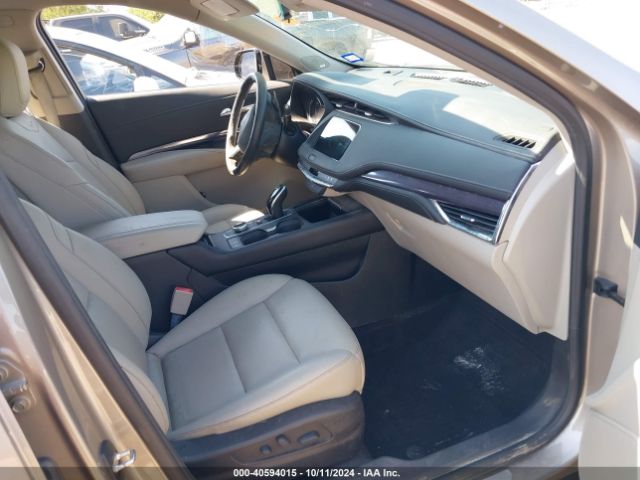 Photo 4 VIN: 1GYAZAR4XPF116698 - CADILLAC XT4 